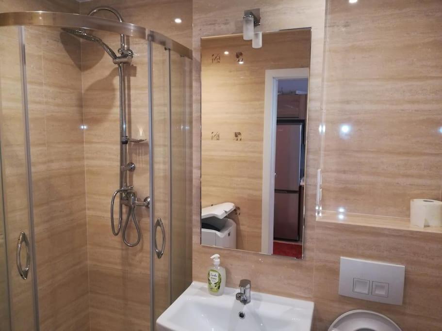 Citycenter Sliska Studio Варшава Экстерьер фото